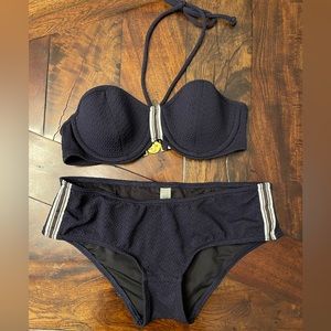 Victoria Secrets Navy Bikini medium, 34C